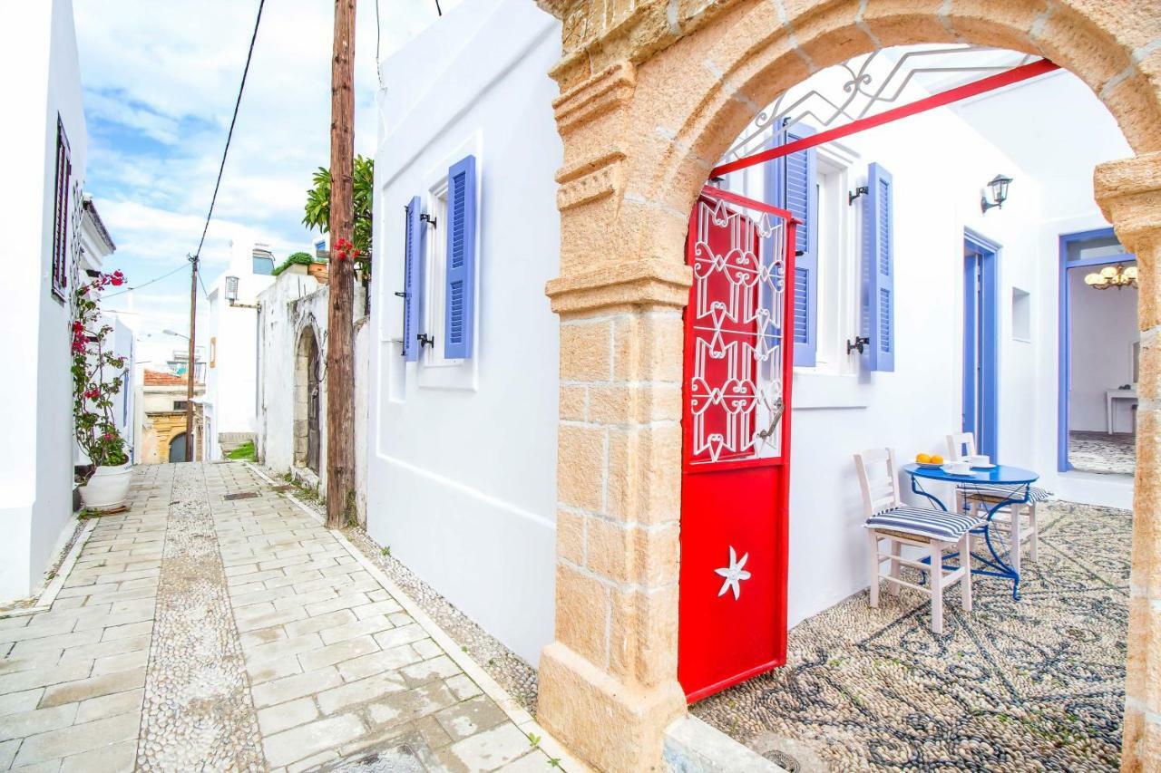 The Red Door In Koskinou Koskinou  Exterior photo